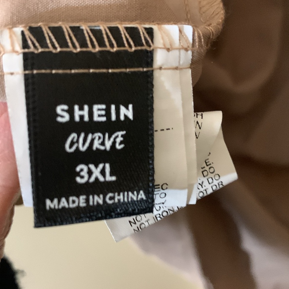🤎🤎SHEIN CURVE BEIGE PLUS SIZE EASY PULLOVER FLOWY DRESS!🤎🤎 - Picture 6 of 6